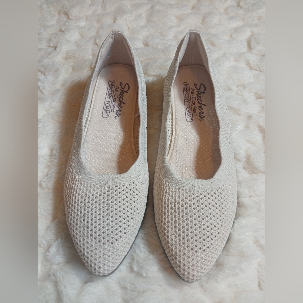 Skechers Womens Cleo Sawdust Real Living Slip On Wedge Heel Natural Size 8 - Picture 2 of 11
